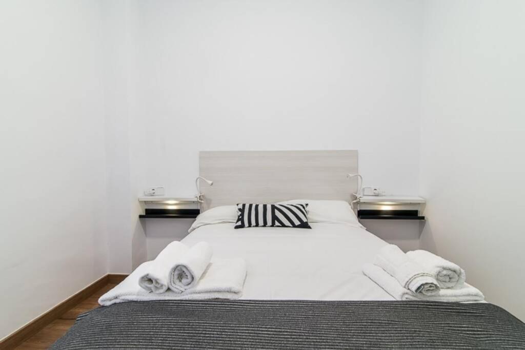 #15Pin-2 Apartamento De Un Dormitorio Plaza Castilla 마드리드 외부 사진