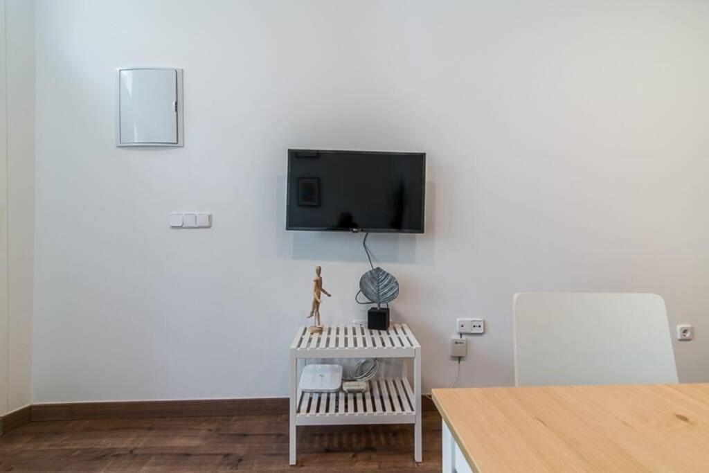 #15Pin-2 Apartamento De Un Dormitorio Plaza Castilla 마드리드 외부 사진