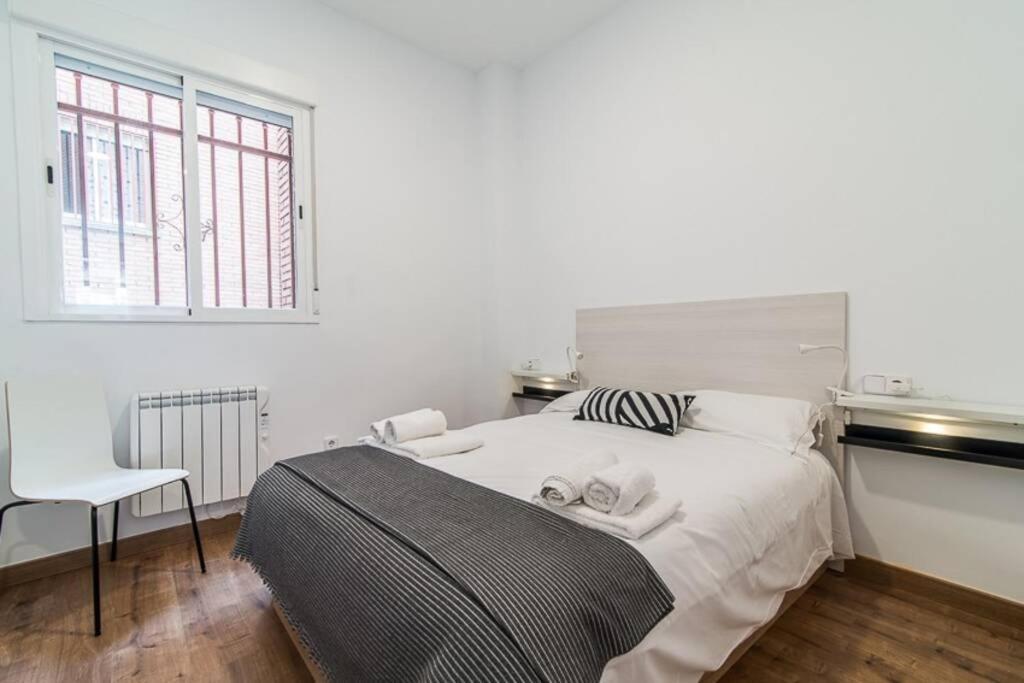#15Pin-2 Apartamento De Un Dormitorio Plaza Castilla 마드리드 외부 사진